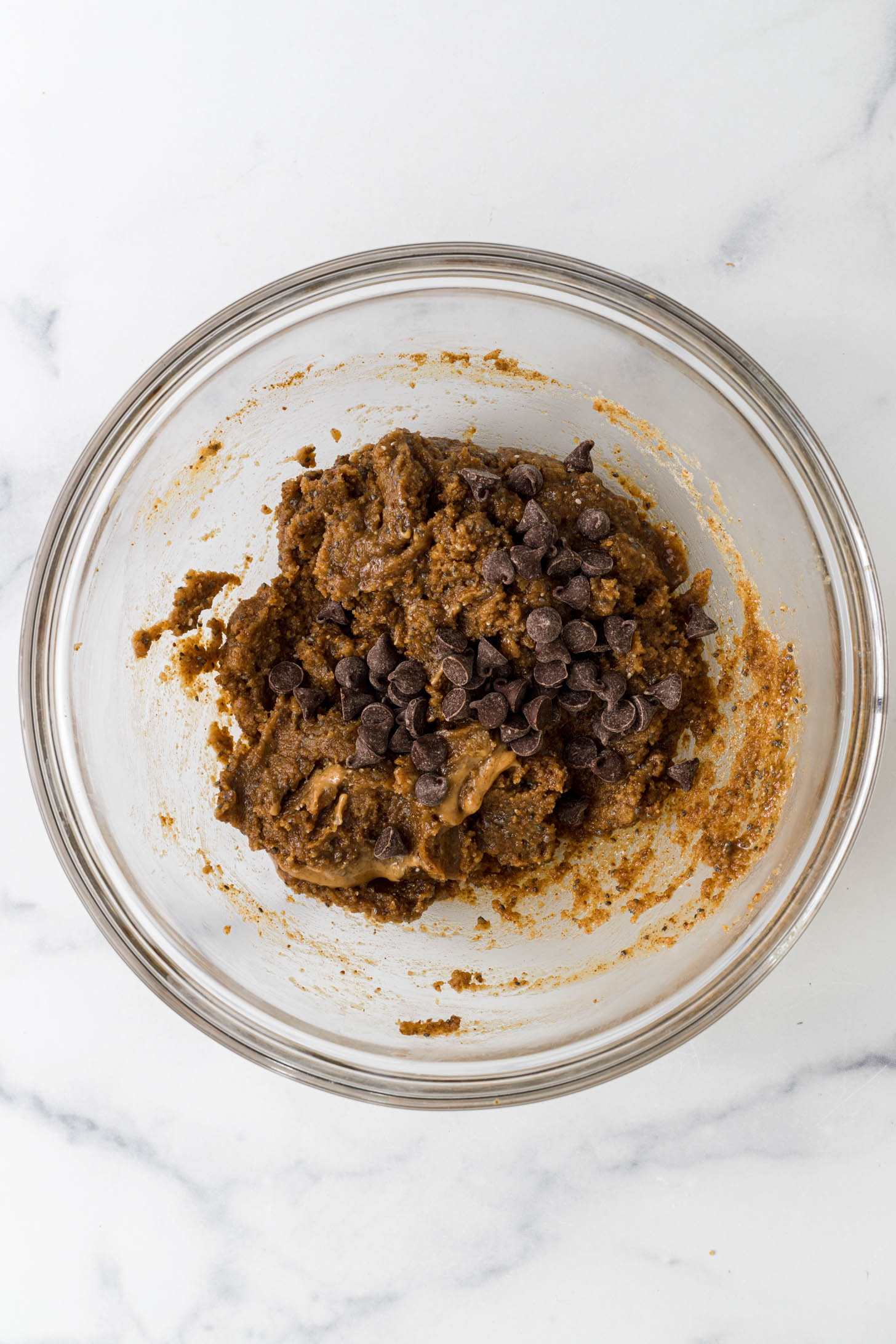 Chocolate chips mixed into the cookie batter.