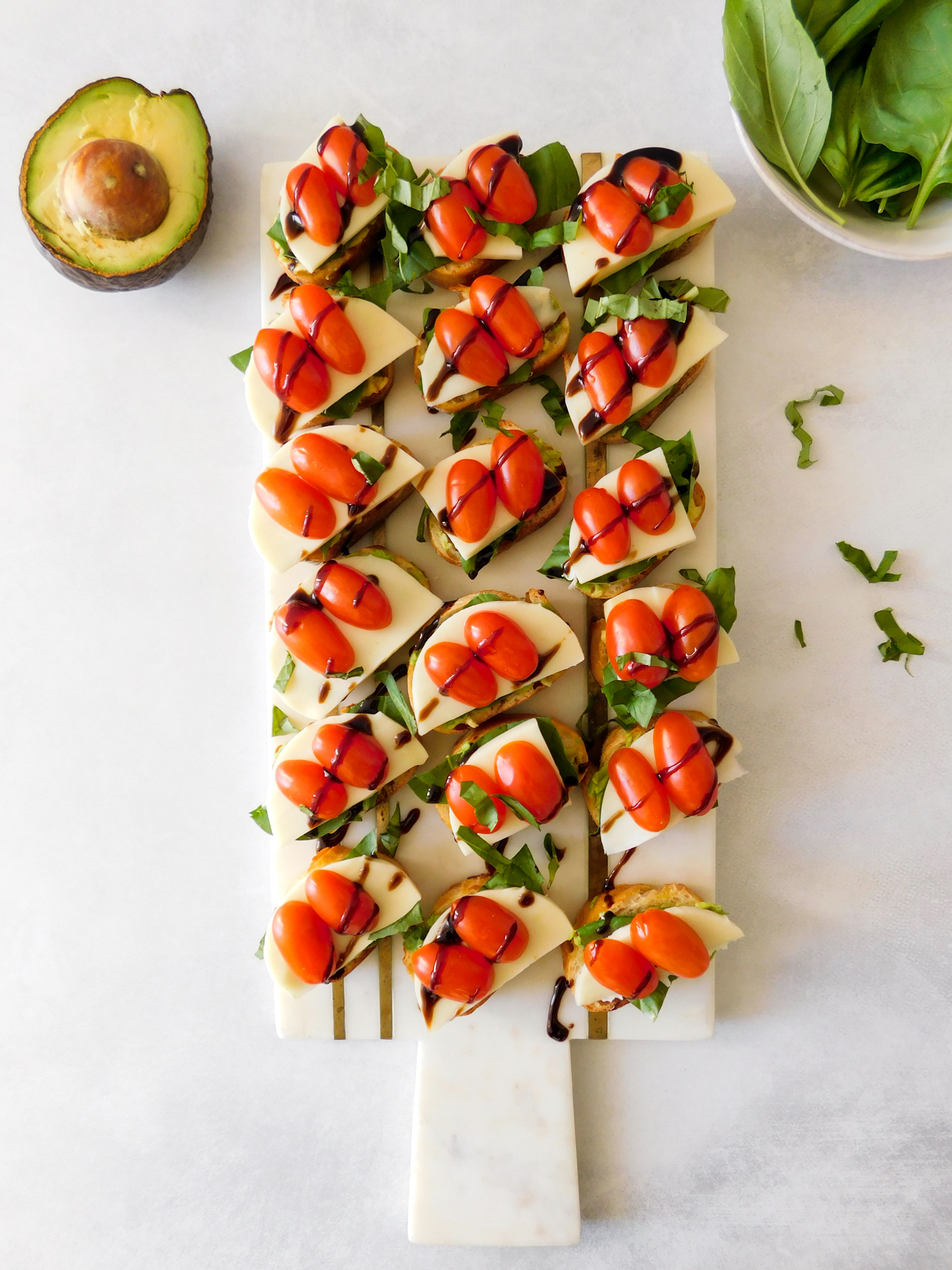 Avocado Caprese Crostini With Balsamic Glaze - Supermom Eats