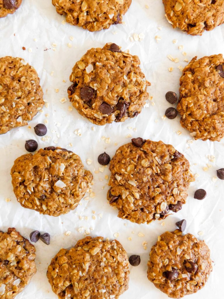 Vegan Oatmeal Chocolate Chip Cookies With Coconut - Supermom Eats