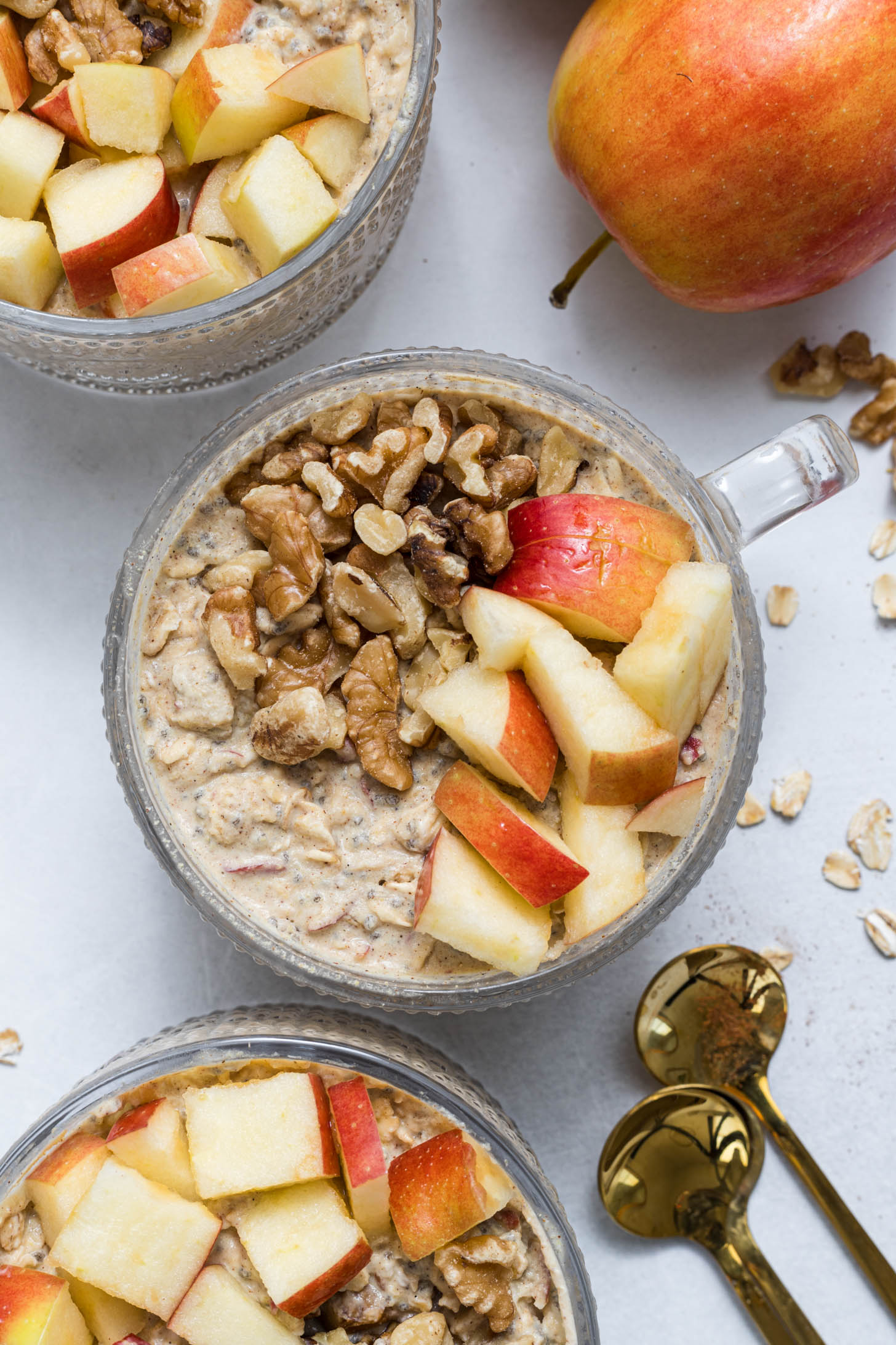 Apple and cinnamon oats in a cup.